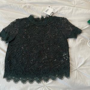 New with tags ZARA SHIRT SLEEVE Lace top with zipper back size small